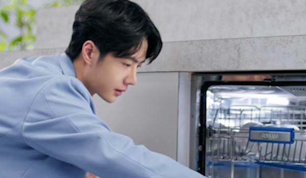 ����w66ϴ�����������ʹ�����˫��